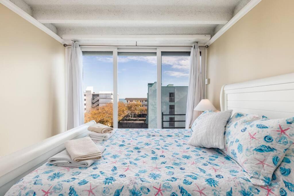 Апартаменти Jada Buildingnewly Remodeled, Pool Оушен-Сіті Екстер'єр фото